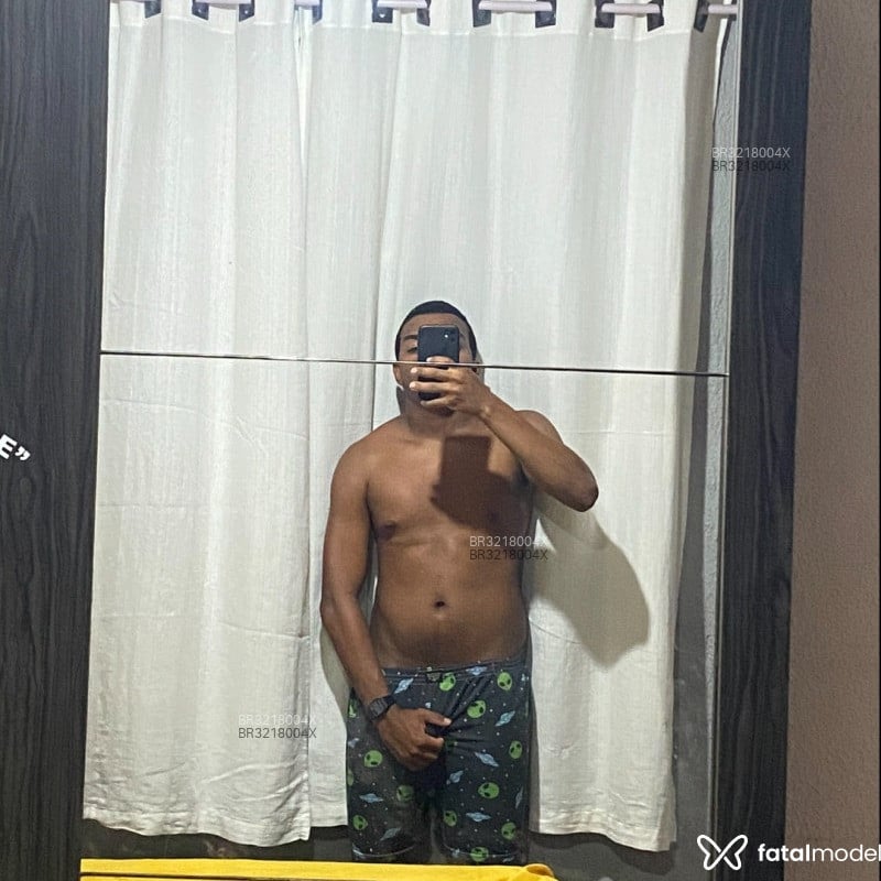 Acompanhante João Guilherme - Feed