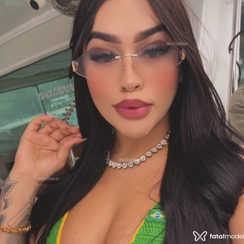 Acompanhante Baddie - Feed
