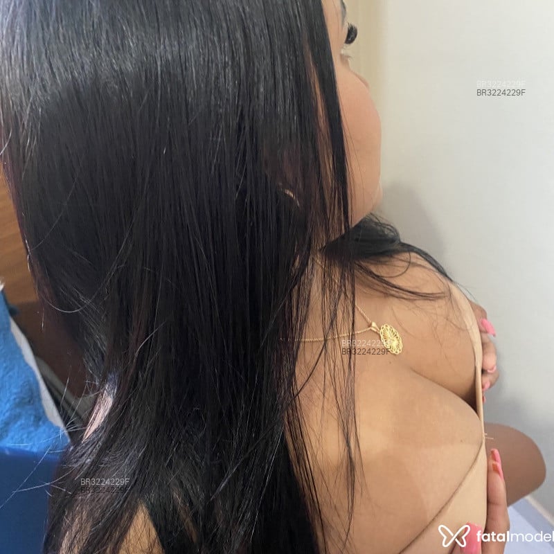 Acompanhante Livia - Feed