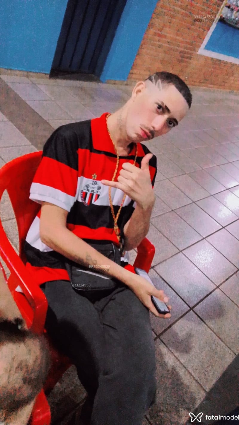 Acompanhante Carlos Adeus - Feed
