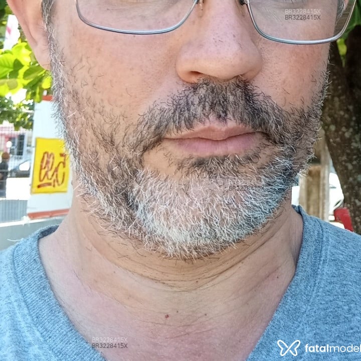 Acompanhante Warnerb - Feed