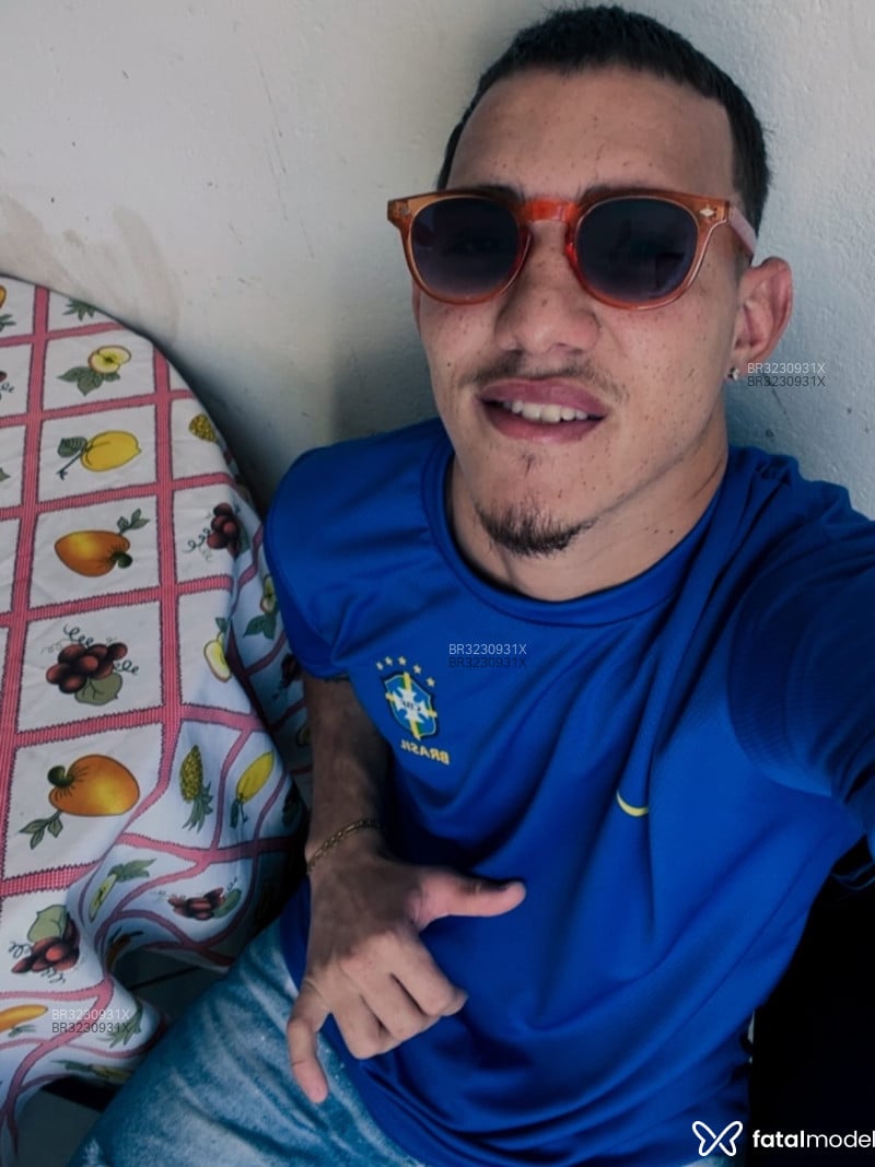 Acompanhante Everton - Feed