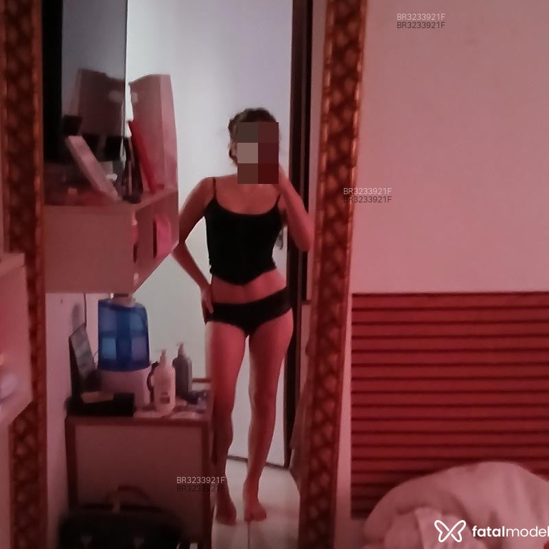 Acompanhante Camila - Feed