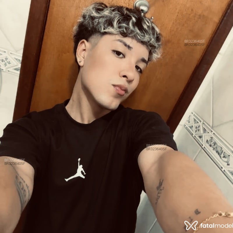 Acompanhante Lucas Acosta - Feed