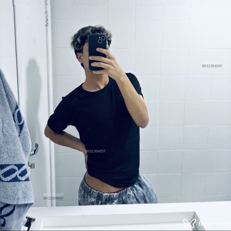 Acompanhante Lucas Acosta - Feed