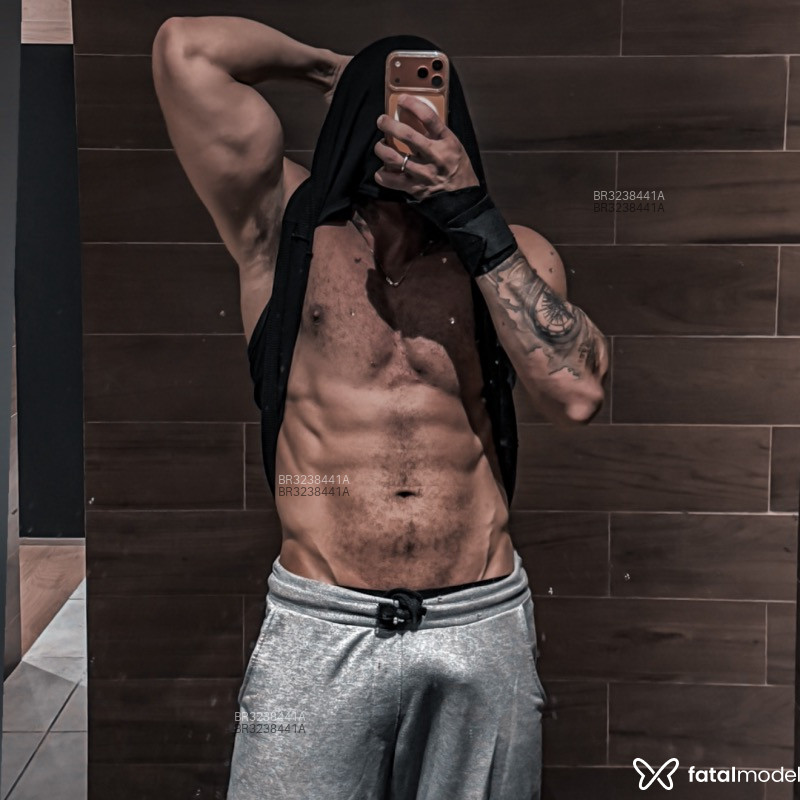 Acompanhante Gustavo Henrique - Feed