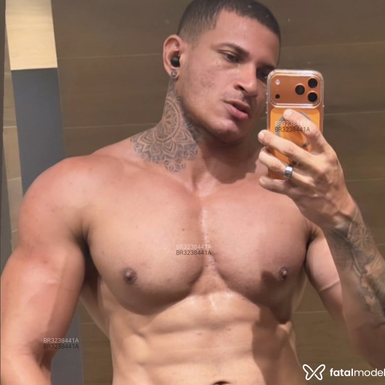 Acompanhante Gustavo Henrique - Feed