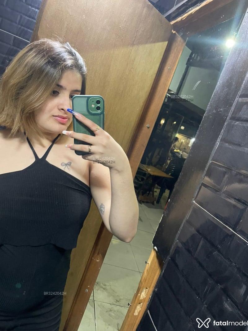 Acompanhante Luna Barbosa - Feed