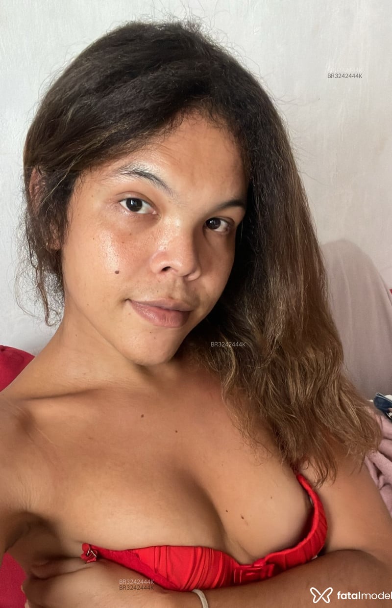 Acompanhante Carol Vieira - Feed
