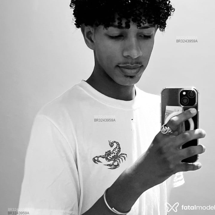 Acompanhante Fael King - Feed