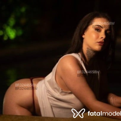 Acompanhante Luiza - Feed
