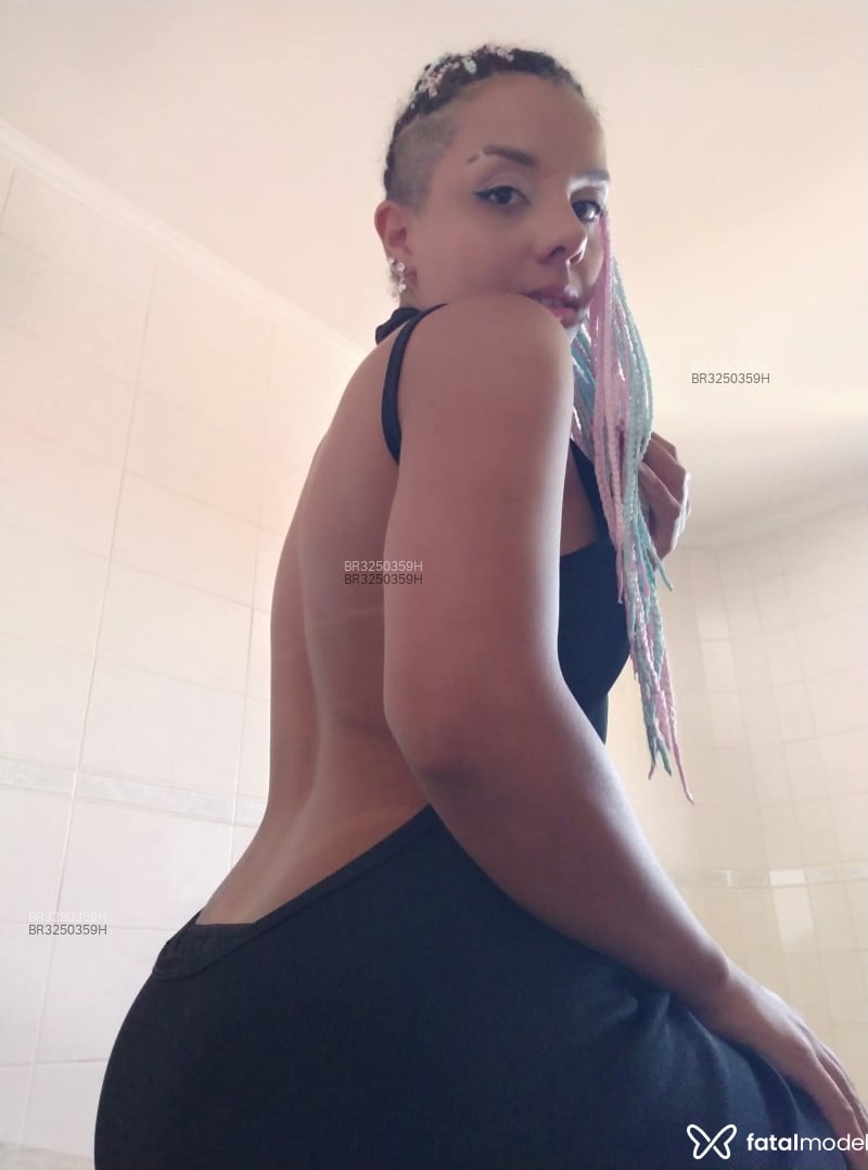 Acompanhante Carla - Feed