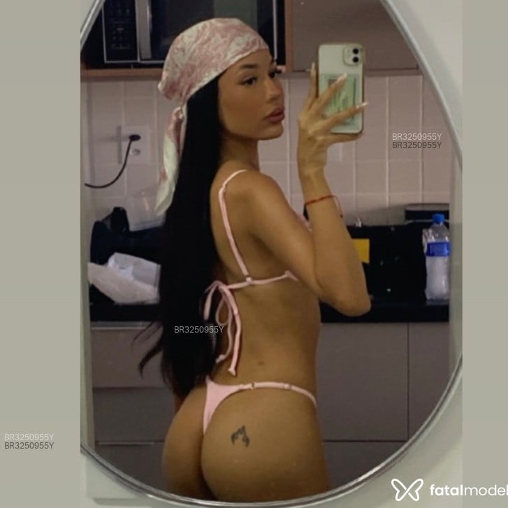 Acompanhante Tiffany - Feed