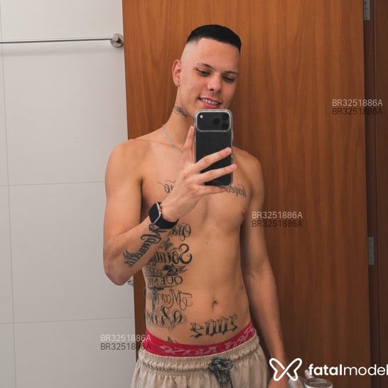 Acompanhante Vitor Andrade - Feed