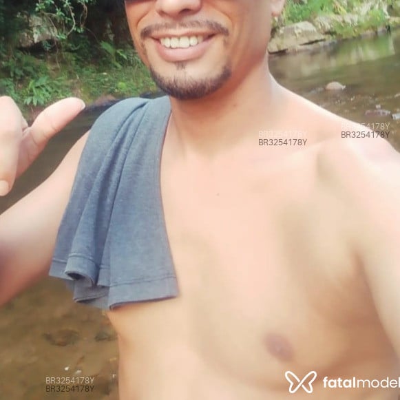 Acompanhante Bruno Henrique - Feed