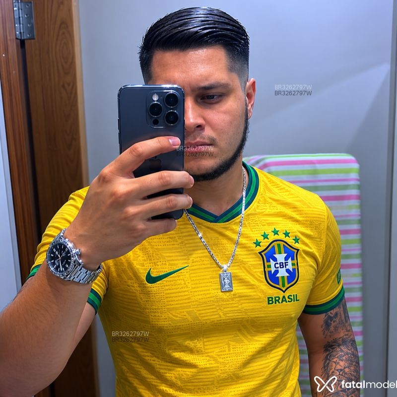 Acompanhante Henrique - Feed