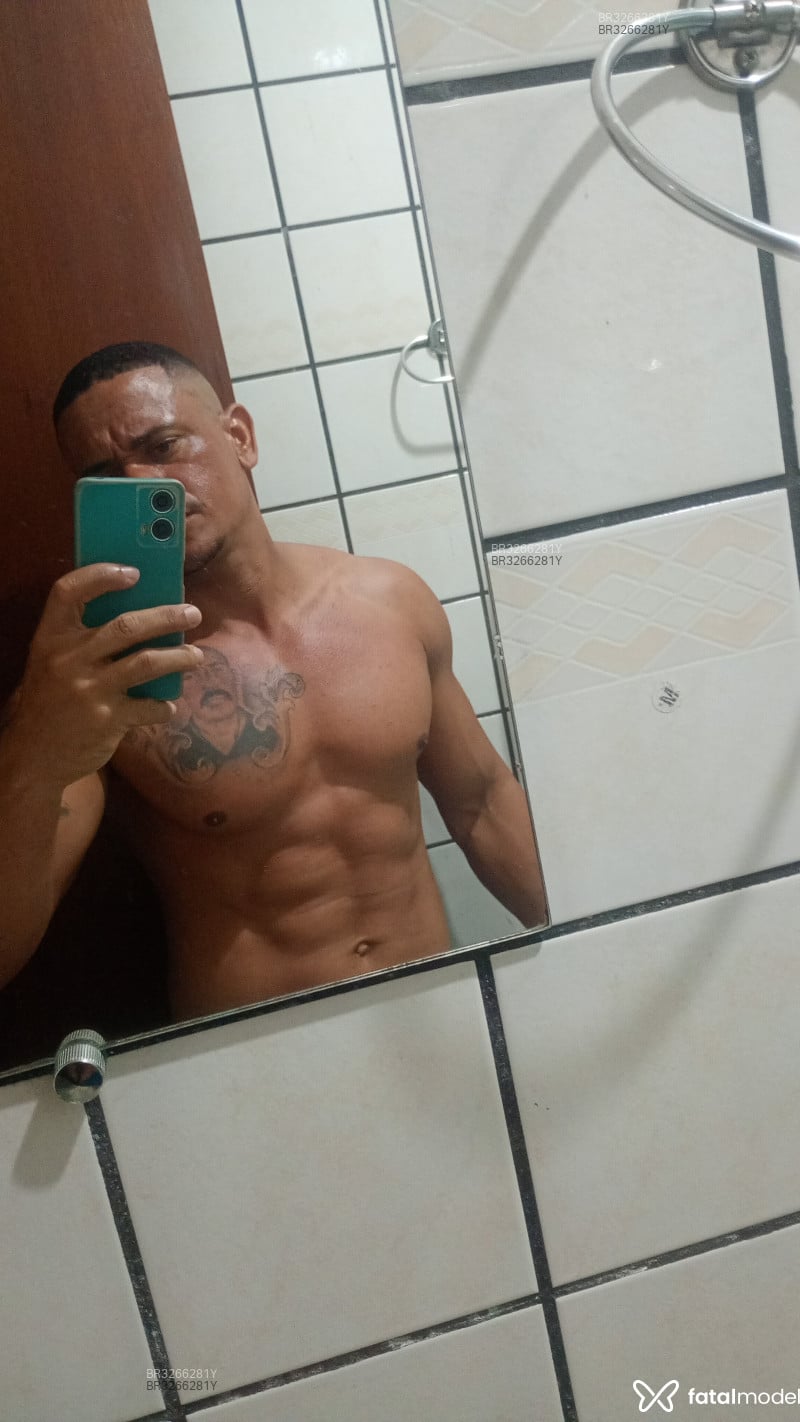 Acompanhante Robert Baiano - Feed
