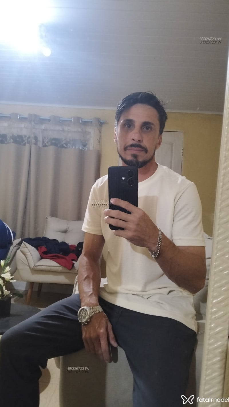 Acompanhante Guilherme - Feed
