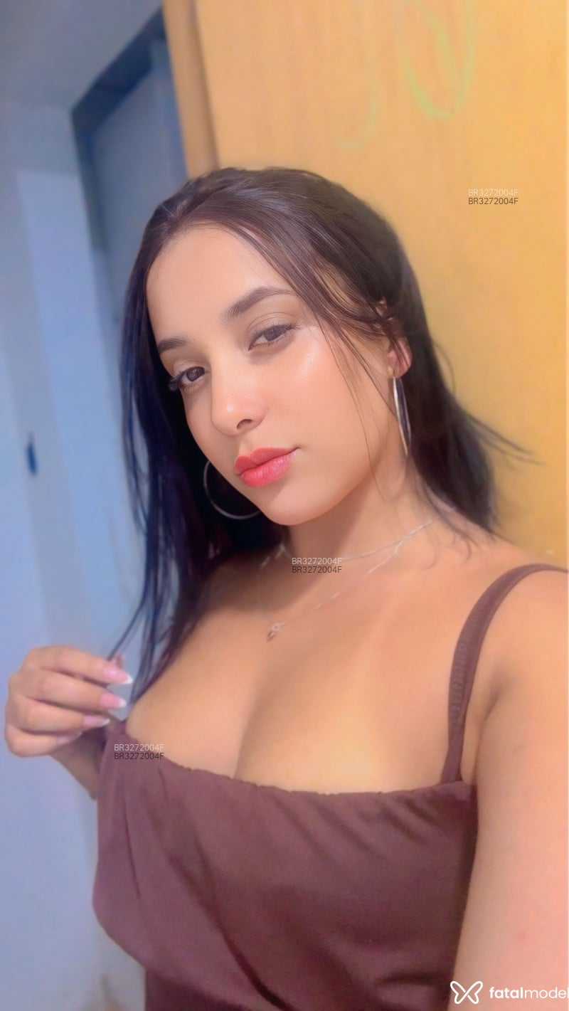 Acompanhante Laura - Feed