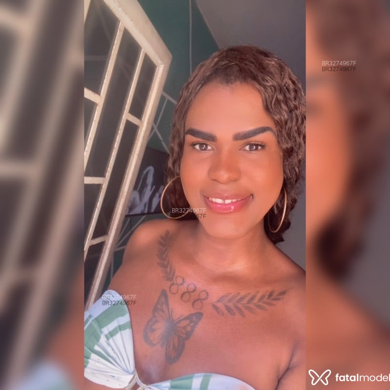 Acompanhante Luísa - Feed