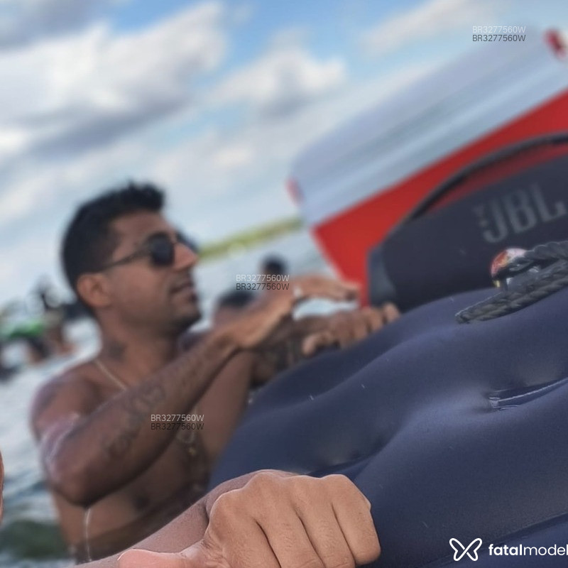 Acompanhante Ricardo - Feed
