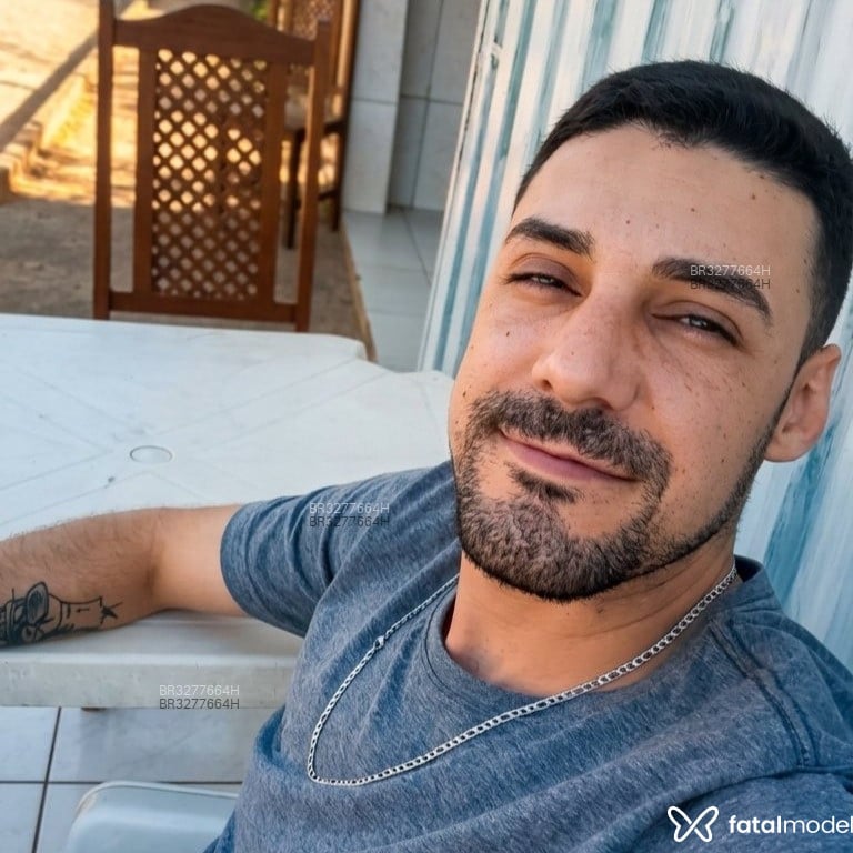 Acompanhante Adriano - Feed