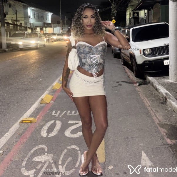 Acompanhante Tifany - Feed