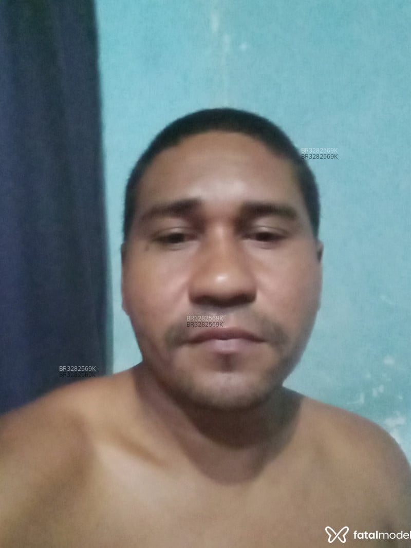 Acompanhante Adail - Feed