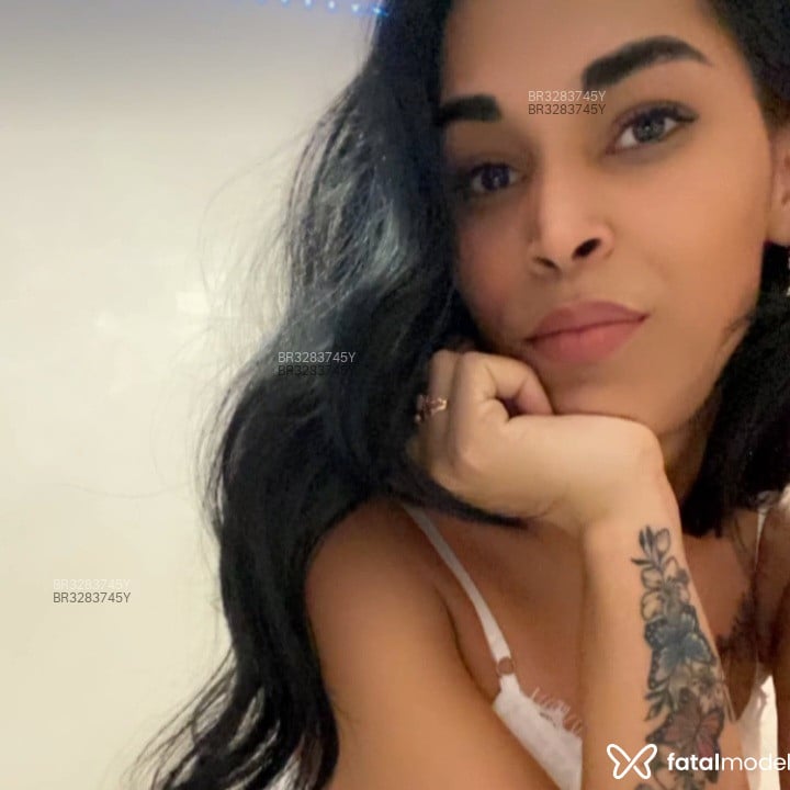 Acompanhante Clau - Feed
