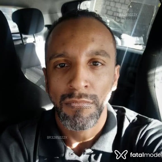 Acompanhante Pretin Maroto - Feed