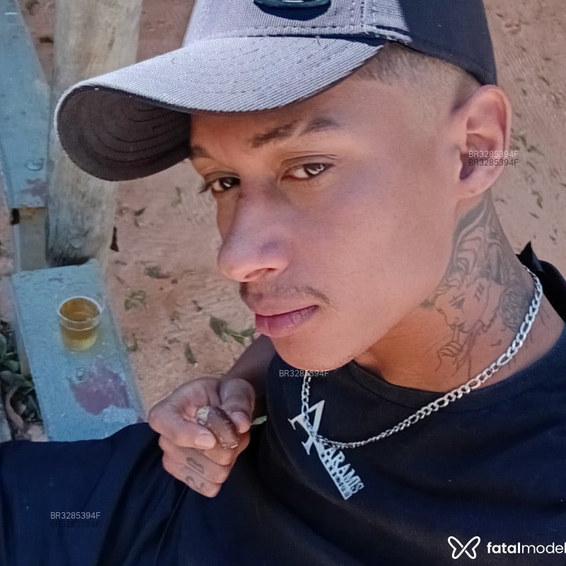 Acompanhante Gustavo - Feed