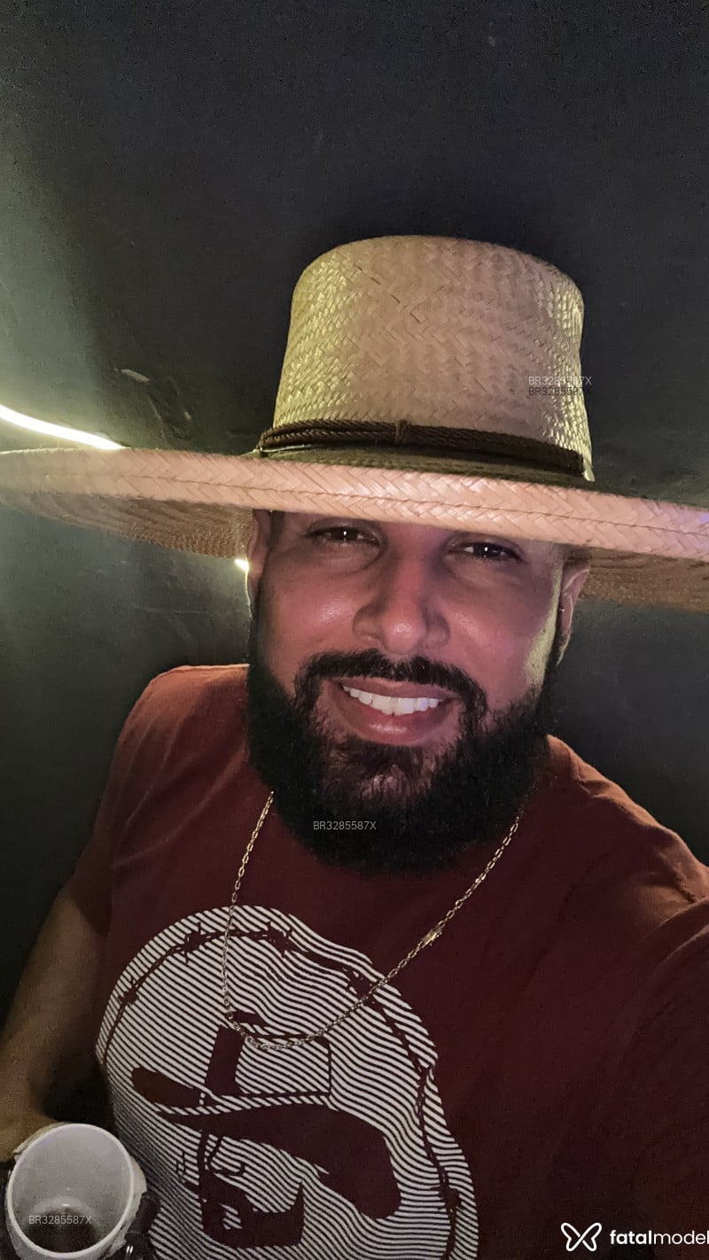 Acompanhante Willian - Feed