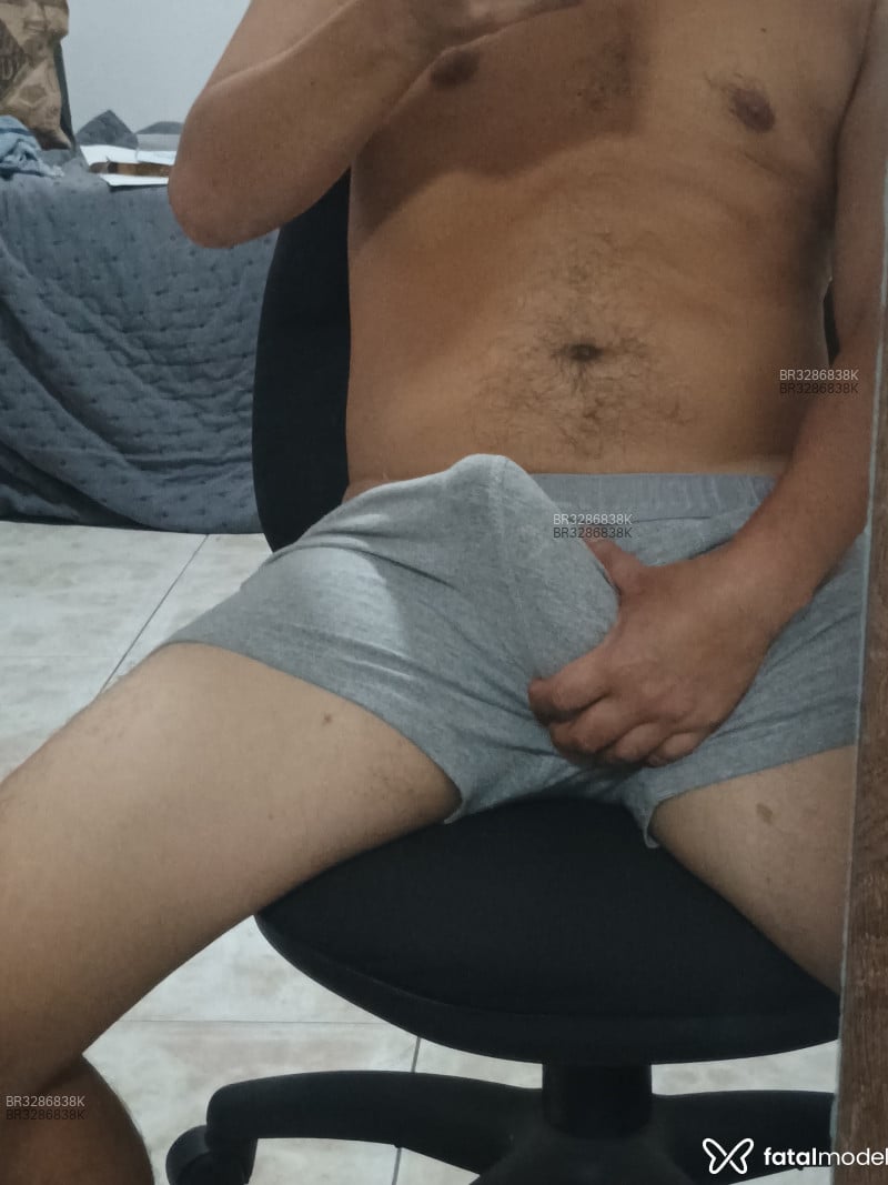 Acompanhante Gusss - Feed