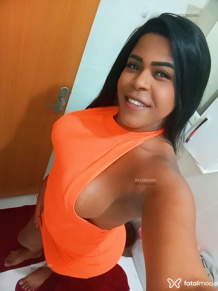 Acompanhante Maria - Feed