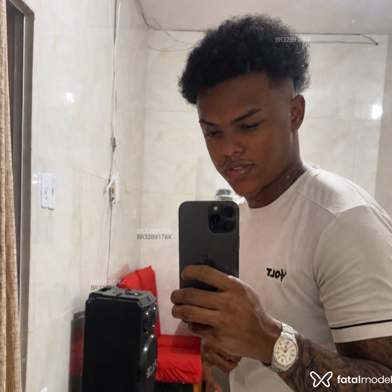 Acompanhante Pedro Henrique - Feed