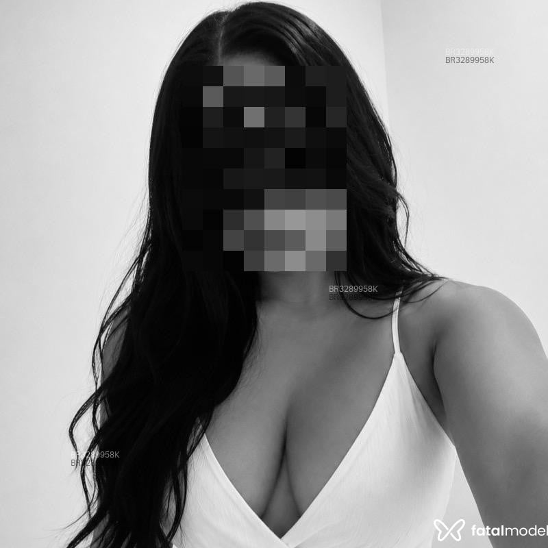 Acompanhante Elisa - Feed