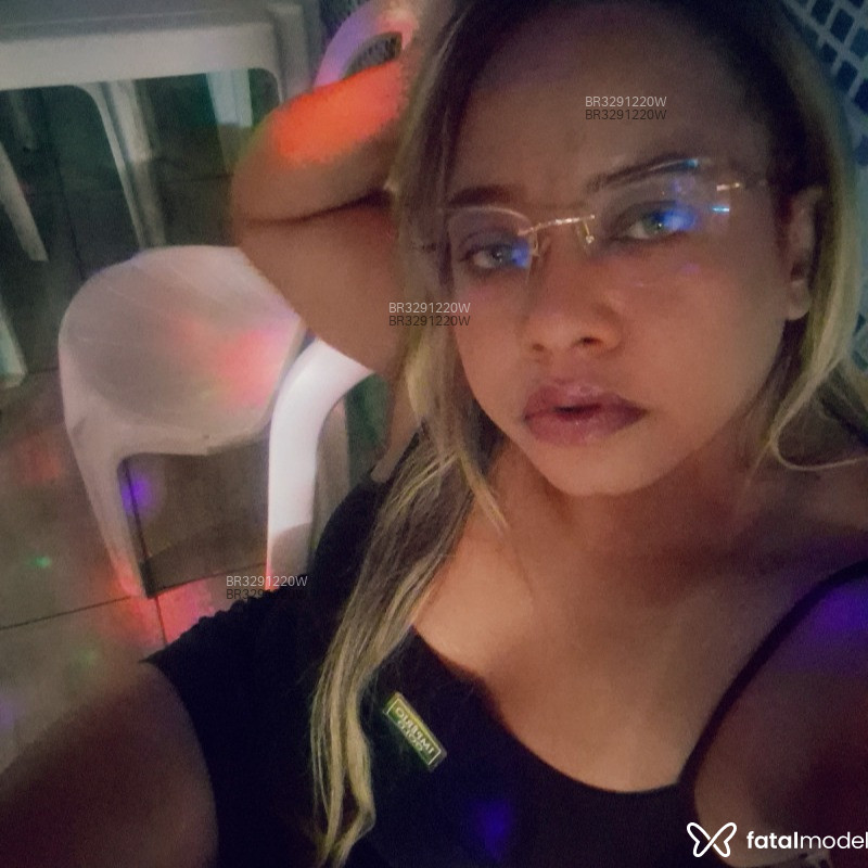 Acompanhante Camila - Feed