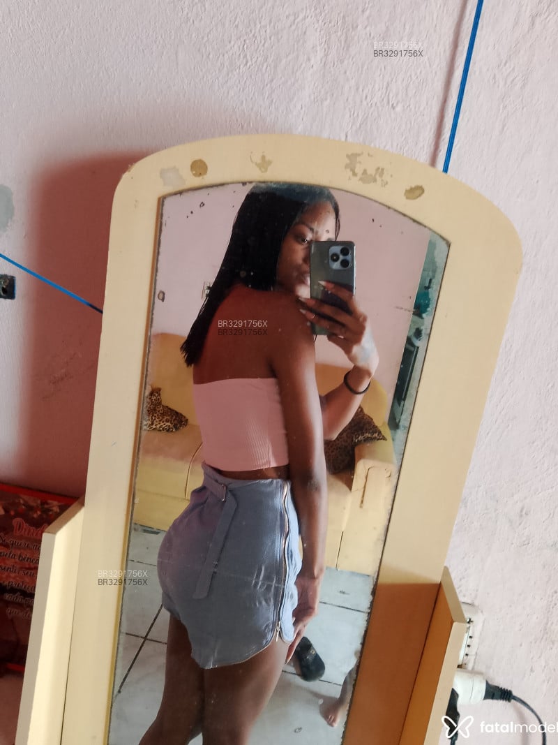 Acompanhante Eduarda - Feed