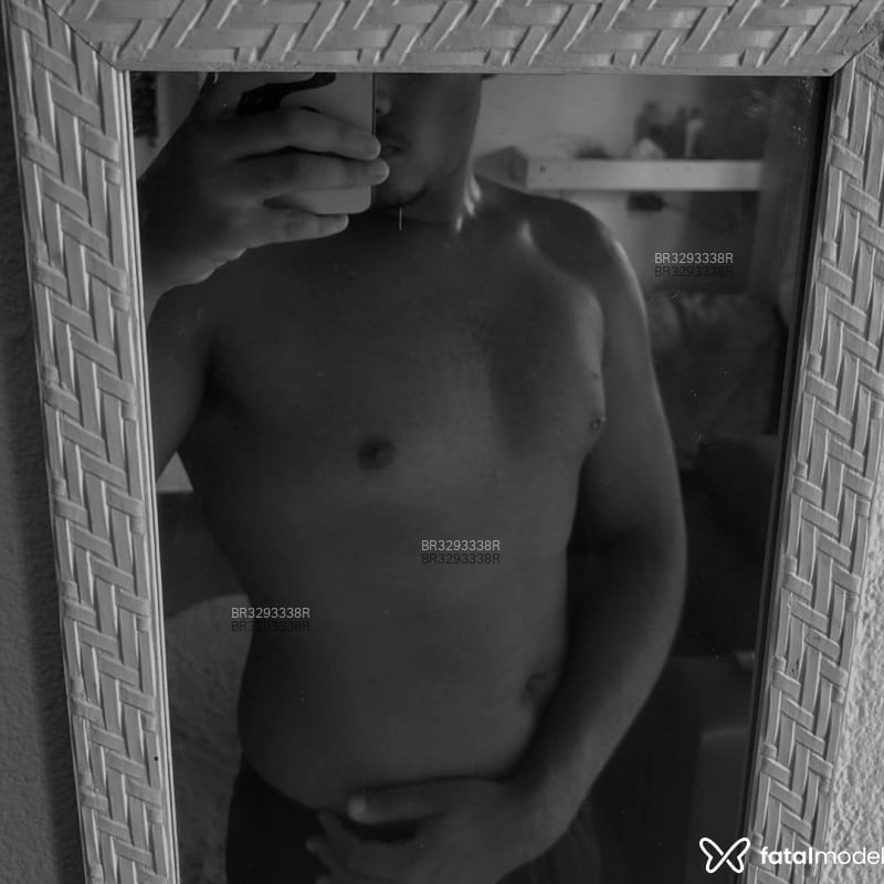 Acompanhante Trajano - Feed