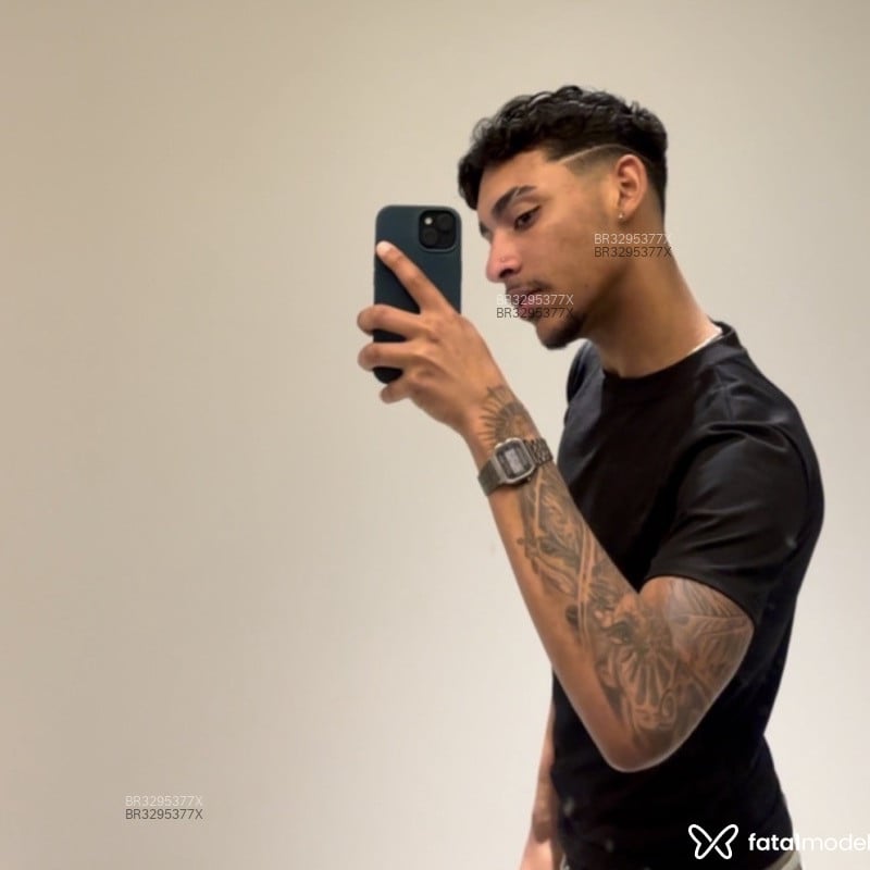 Acompanhante Ícaro Mendes - Feed