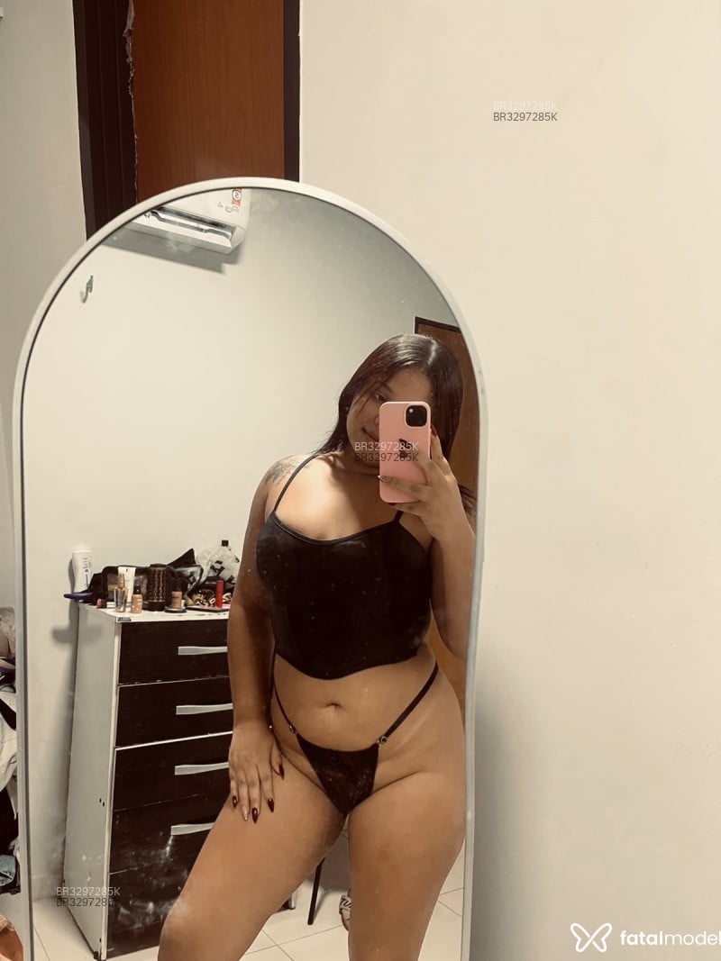 Acompanhante Portuga - Feed