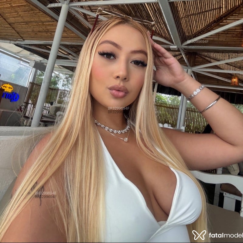 Acompanhante Jade Oshiro - Feed