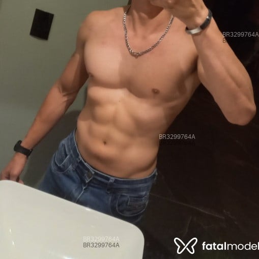 Acompanhante Ricardo - Feed