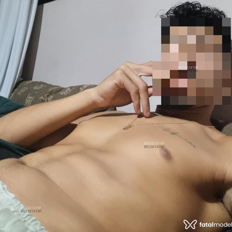 Acompanhante Nick - Feed