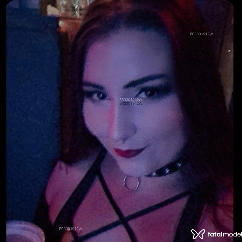 Acompanhante Carmen - Feed