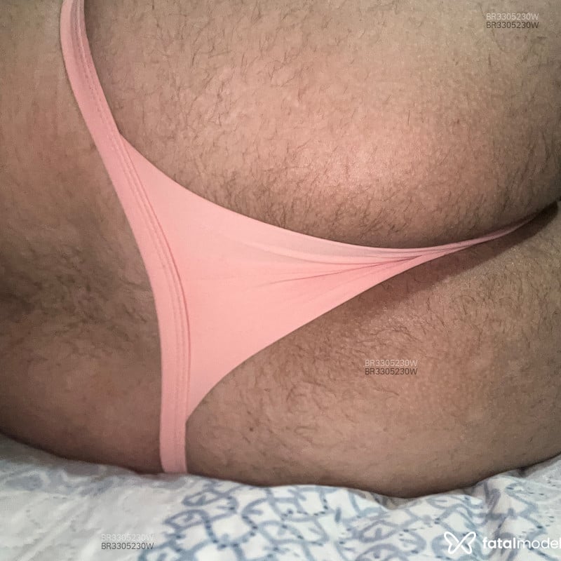 Acompanhante Desconhecido - Feed