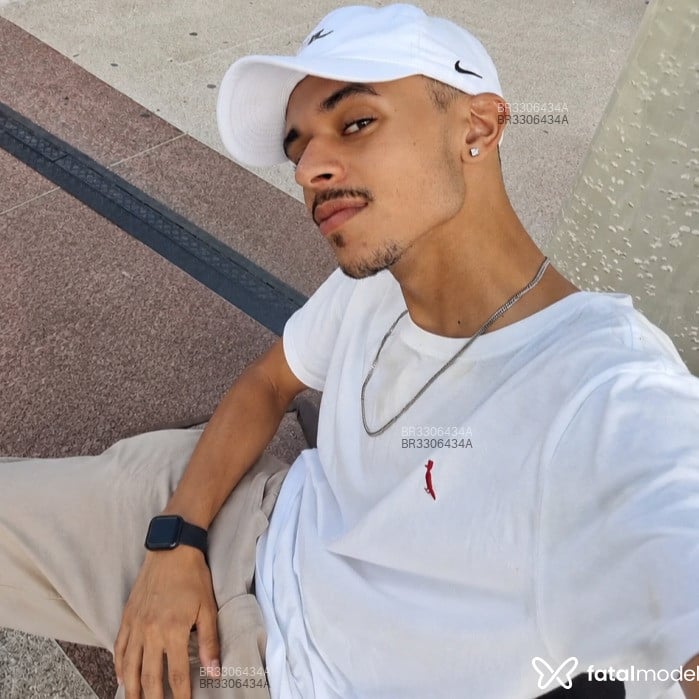 Acompanhante Meninão Provocante - Feed