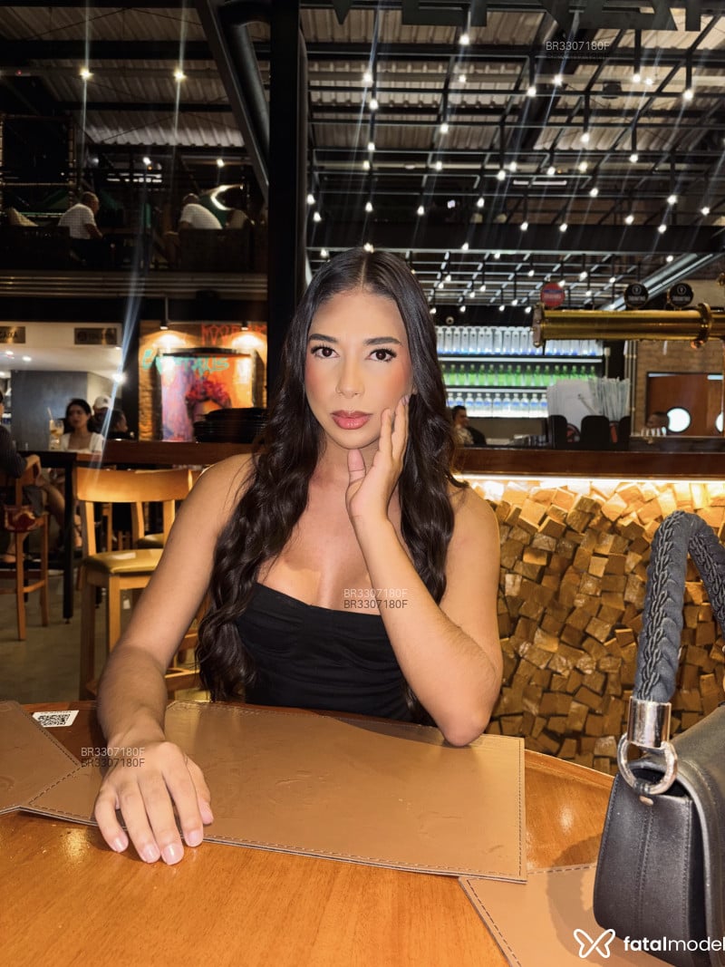 Acompanhante Valentina Cruz - Feed
