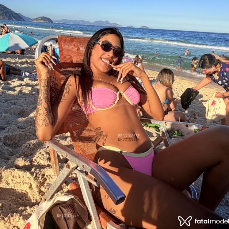 Acompanhante Atena - Feed