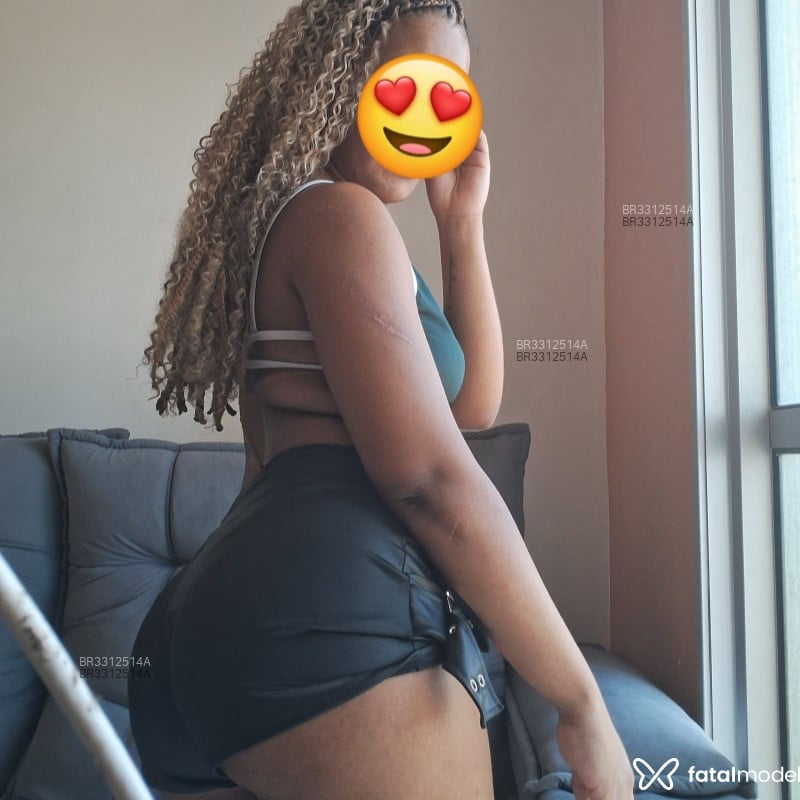 Acompanhante Aninha - Feed